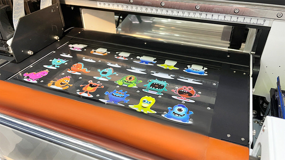 Drukarka A3 UV DTF z laminatorem Roll To Roll All-in-One Drukarka A3 UV DTF na naklejki