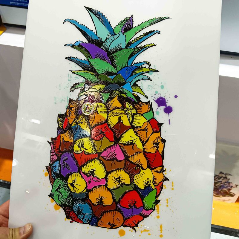 Maszyna do druku UV UNI-A3 z UV Ink 8 Color Printer